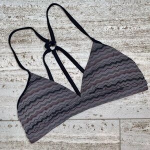 Athleta adjustable Swimsuit Top. Size XS